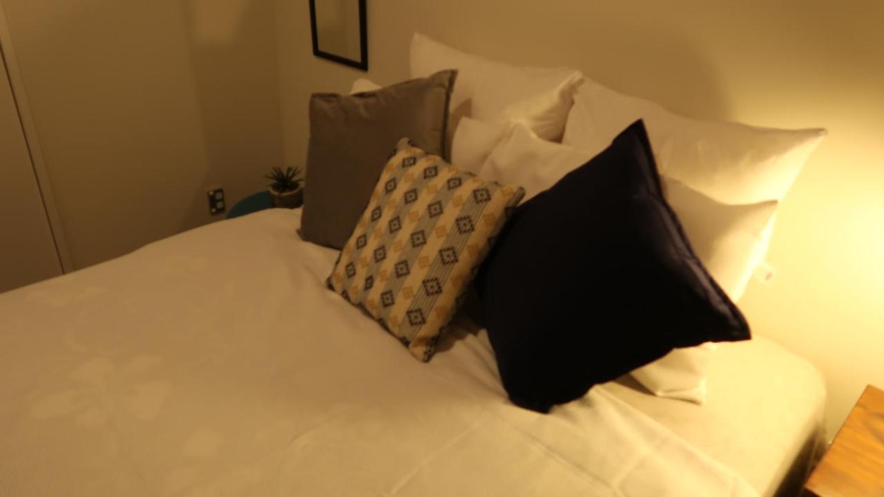 Ensuite&Double Room Auckland Extérieur photo